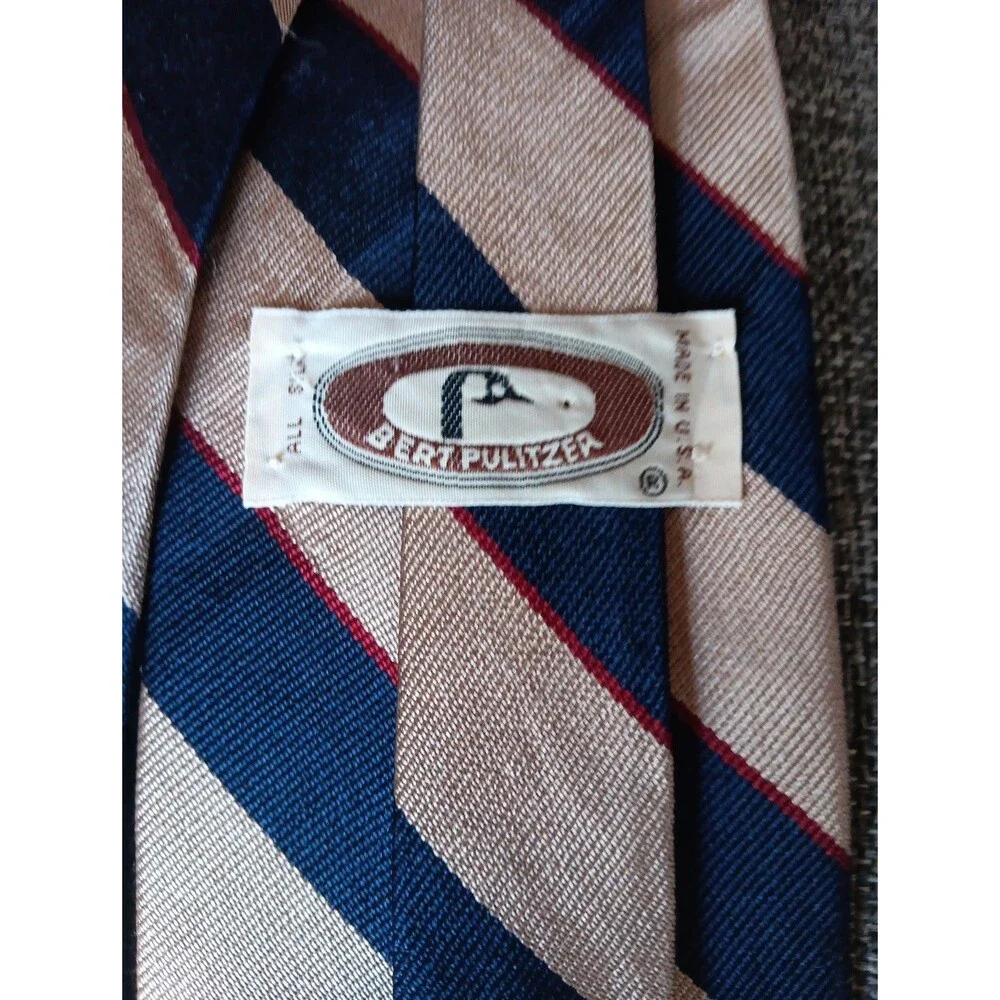 Tie 70s 80s 90s Y2K Bert Pulitzer Silk Beige Blue Red Stripe 3.5 Wide 60 Long